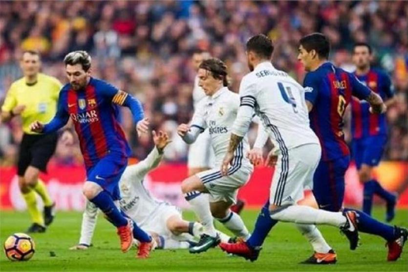 مباراة سابقة بين برشلونة وريال مدريد