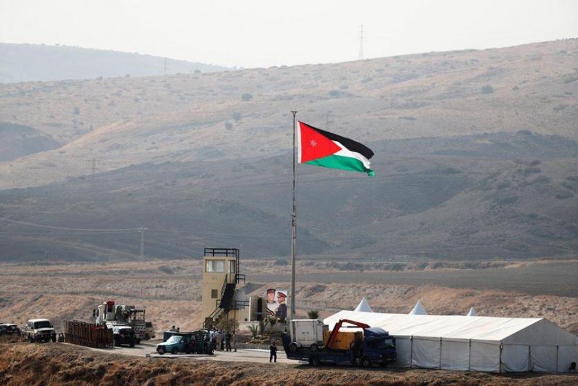 العلم الأردني يرفرف فوق أراضي الباقورة المستعادة