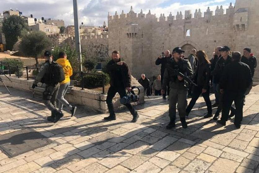اعتقال طاقم  تلفزيون فلسطين 