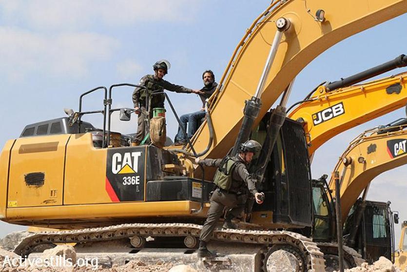 الاحتلال يستولي على جرافة شرق نابلس- ارشيفية