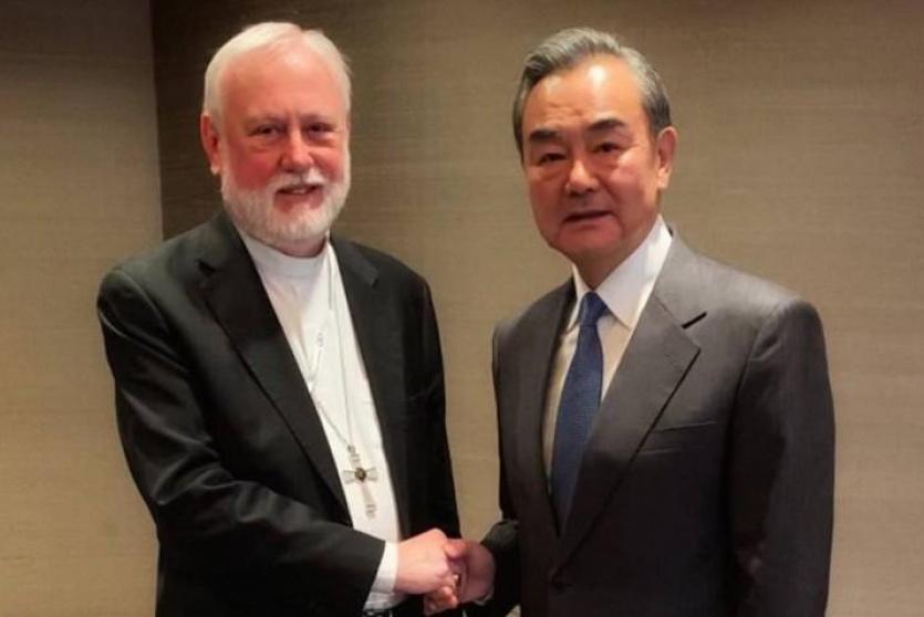 وزيري خارجية الصين والفاتيكان