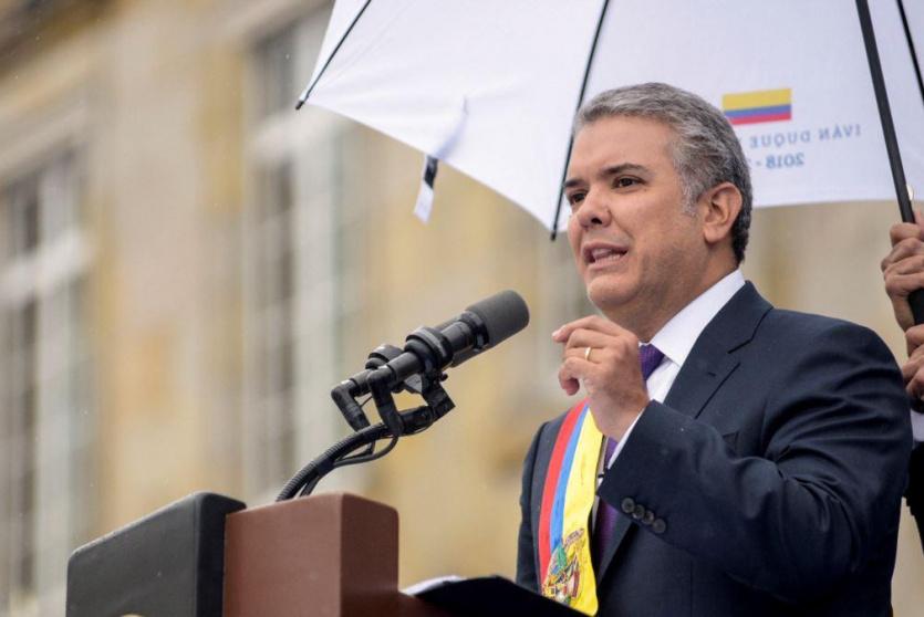  الرئيس الكولومبي