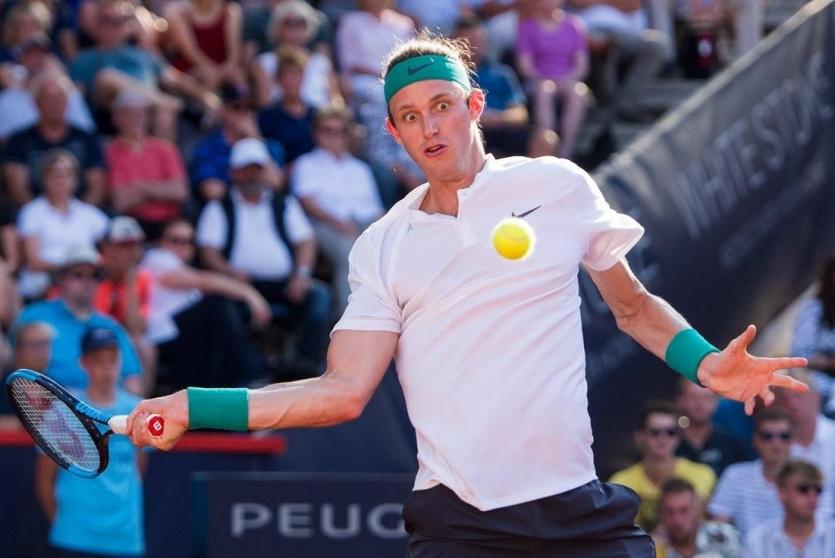 نيكولاس جاري