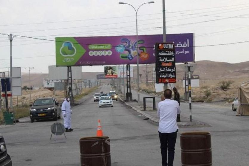 حاجز للامن الفلسطيني