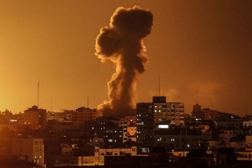 ارشيف- قصف إسرائيلي على القطاع 