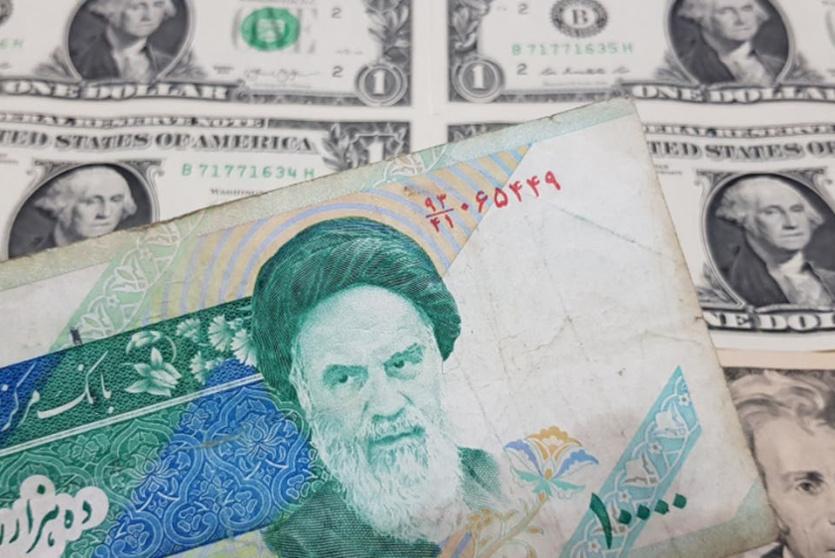 العملتين الأمريكية والإيرانية