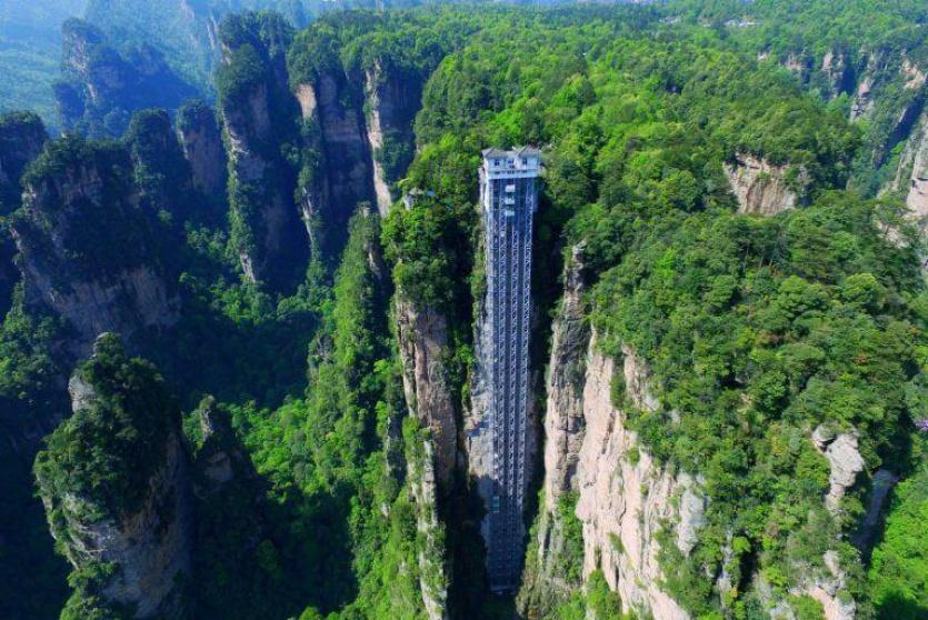 أطول مصعد في العالم