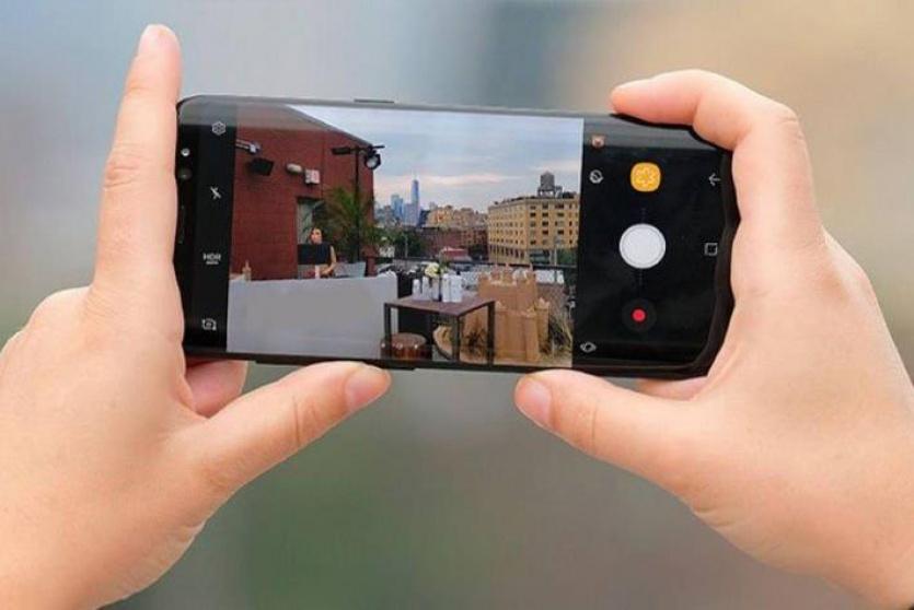  أول هاتف ذكي في العالم بكاميرا قابلة للإزالة