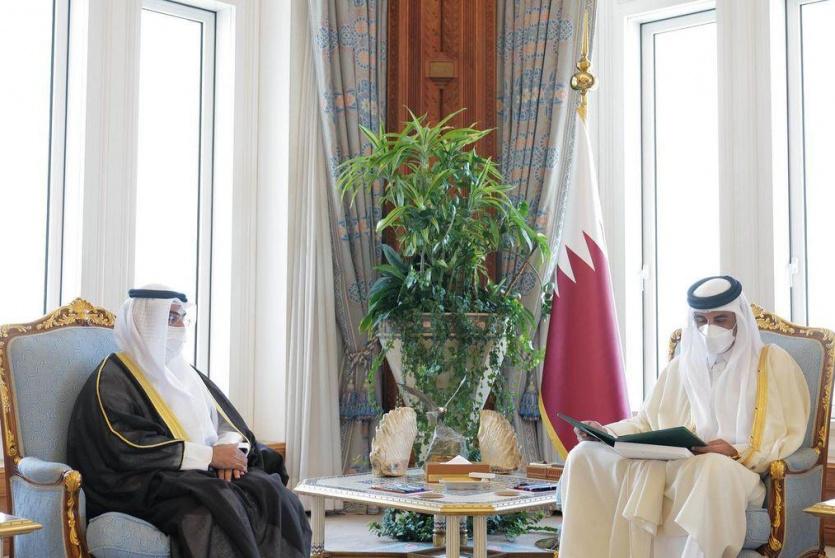 امير قطر يستلم رسالة العاهل السعودي 