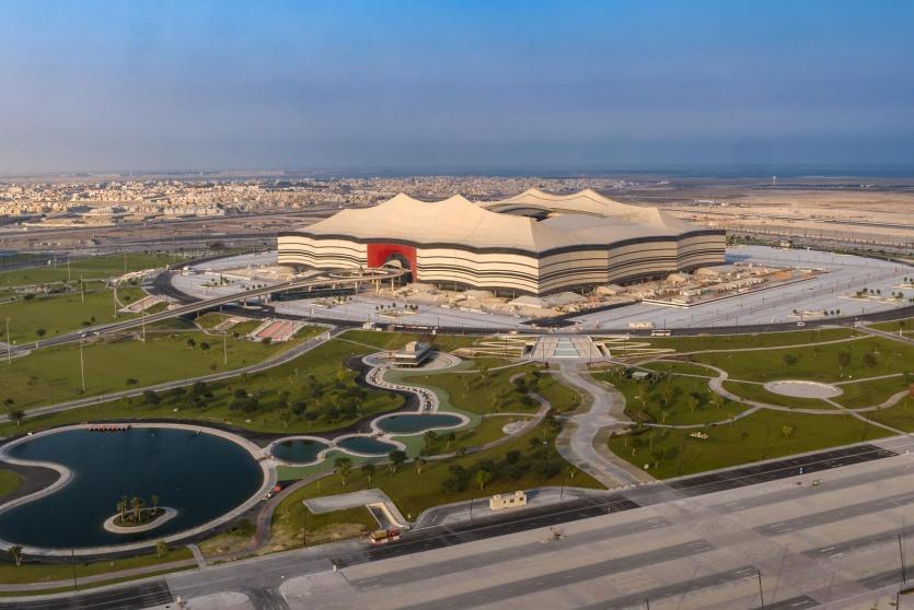 استمرار أعمال بناء استادات مونديال قطر 2022 رغم تحديات كوفيد 19 