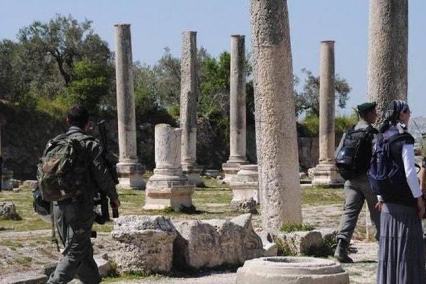 قوات الاحتلال تقتحم  الموقع الأثري في بلدة سبسطية - أرشيف