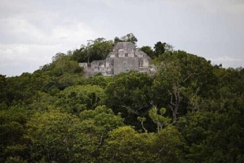من آثار حضارة المايا في المكسيكعل