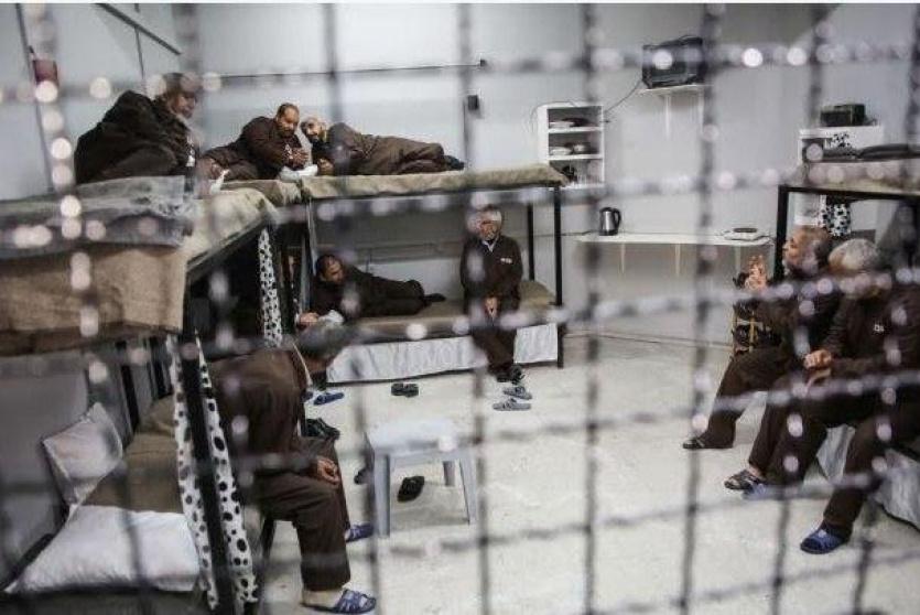 في يوم الأسير الفلسطيني: 4500 أسير وأسيرة في سجون الاحتلال 