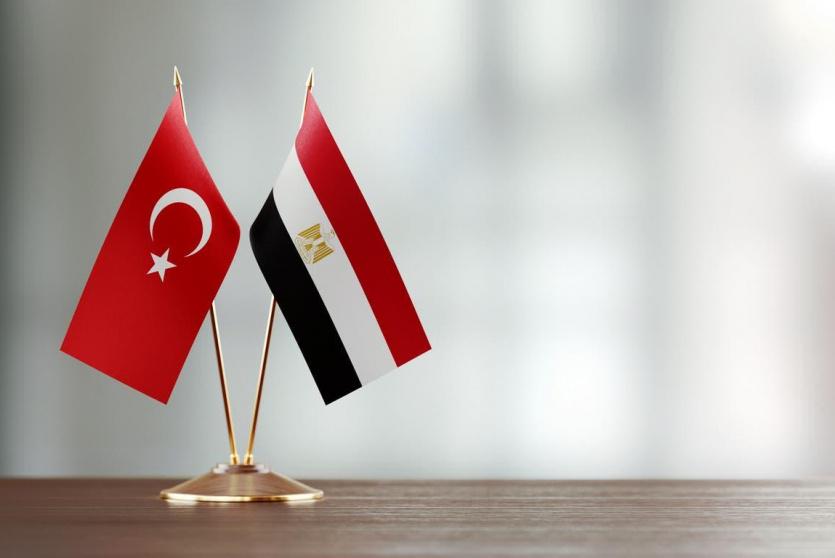 تركيا تعلن رغبتها بتحسين العلاقات الاقتصادية مع مصر