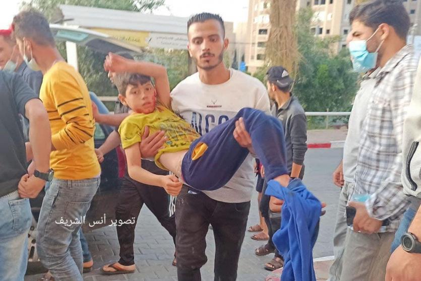 إصابة طفل في قصف إسرائيلي على غزة اليوم