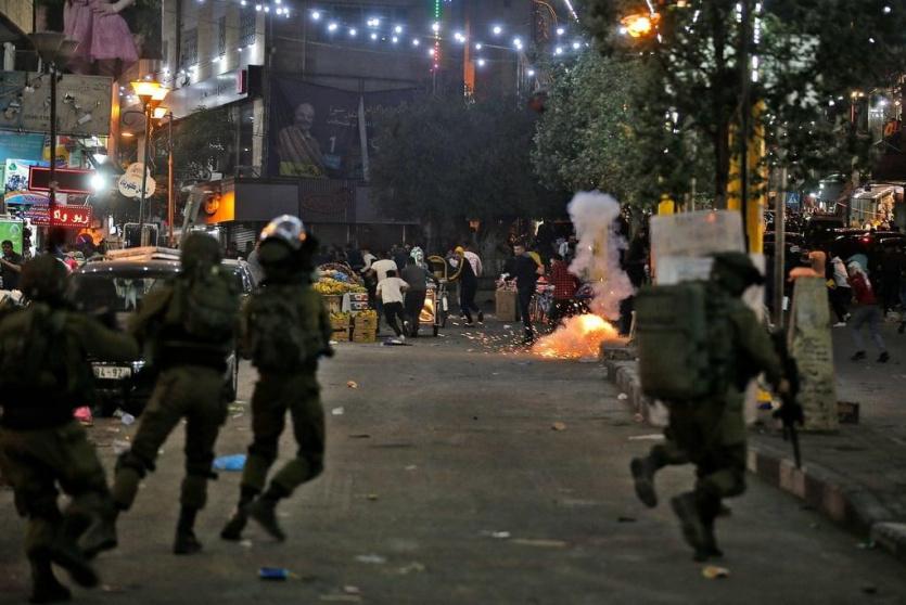 قوات الاحتلال تقمع التظاهرات