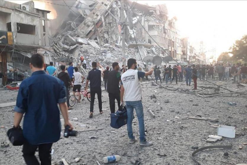 قصف برج في غزة يحتوي على مكاتب ومقرات صحفية