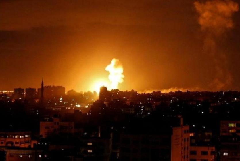 الاحتلال يقصف مواقع في غزة - ارشيف 