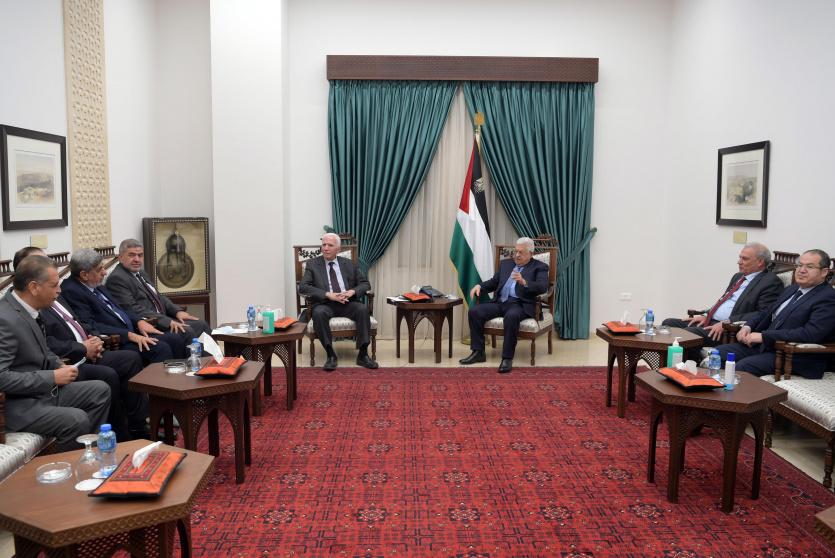 الرئيس عباس يستقبل لجنة مخيم اليرموك