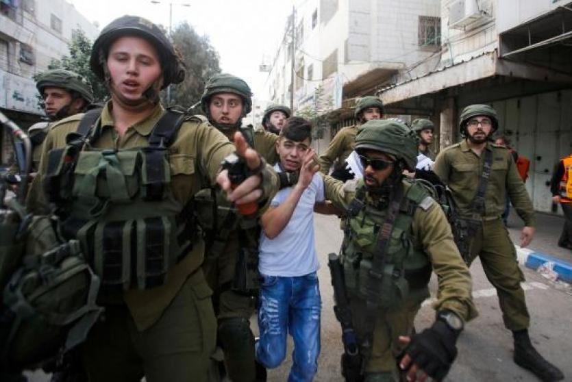 اعتقال طفل فلسطيني - ارشيف