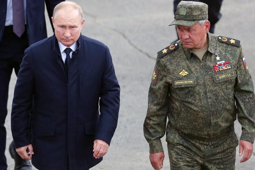 الرئيس الروسي ووزير دفاعه