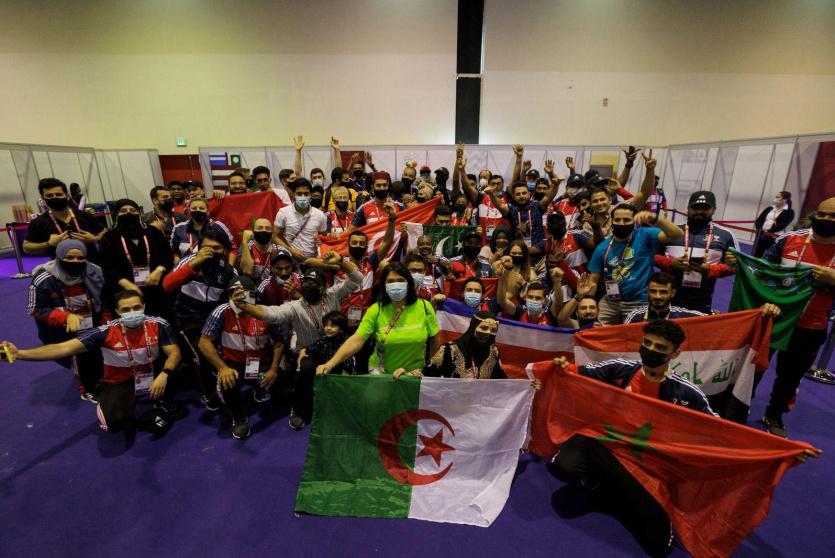 اللجنة المنظمة لبطولة كأس العرب تكرّم المتطوعين بمناسبة اليوم العالمي للتطوع