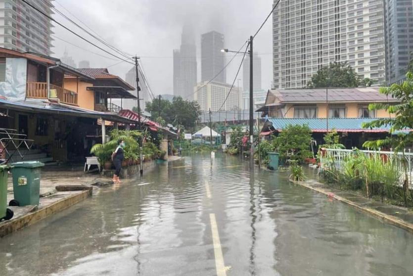 فيضانات عارمة تضرب ماليزيا