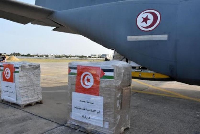عمان: وصول طائرة مساعدات تونسية هدية للشعب الفلسطيني