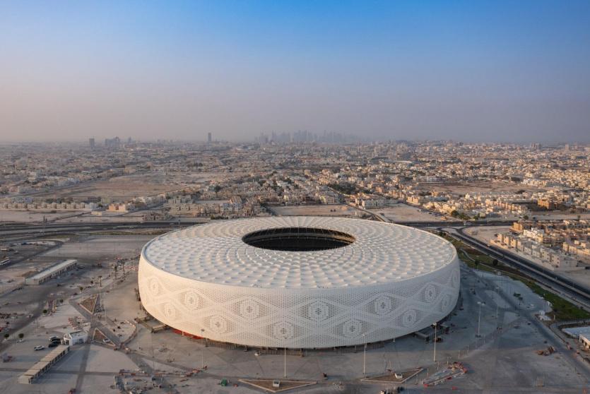 استاد الثمامة المونديالي يتزيّن بأعمال فنية مستوحاة من تراث وتاريخ قطر