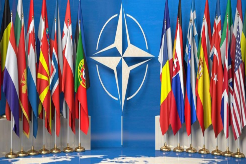 أعلام حلف الناتو