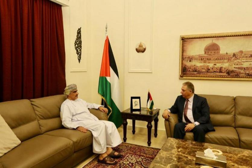 سفير دولة فلسطين يستقبل سفير سلطة عمان في لبنان