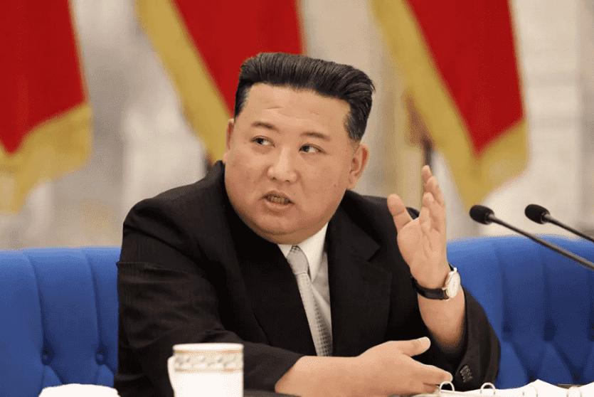زعيم كوريا الشمالية كيم جونغ أون يدعم الصين