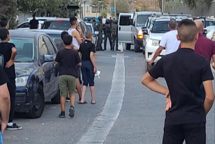 قوات الاحتلال تعتقل شابا من بلدة سلوان مساء اليوم