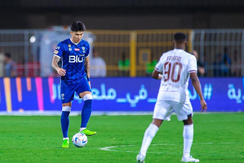 من مباراة الشباب ضد الهلال