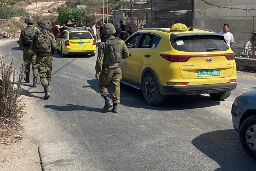 إغلاق  مدخليْ قلقيلية - صورة متداولة