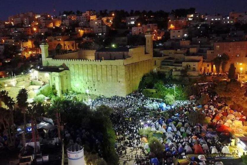 آلاف المستوطنين يقتحمون الحرم الإبراهيمي في الخليل - أرشيف