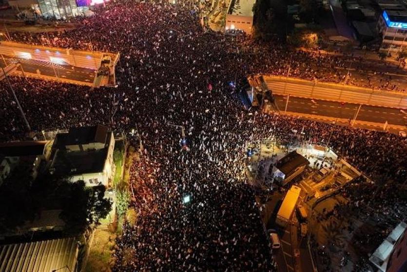 100 ألف متظاهر ضد الحكومة في تل أبيب، أمس