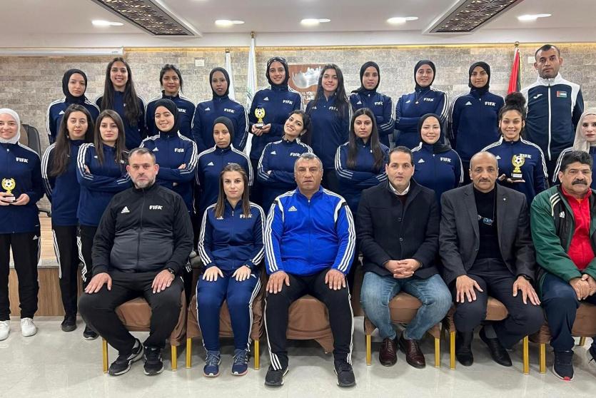 اتحاد كرة القدم يختتم الدورة الدولية الأولى للحكام الإناث
