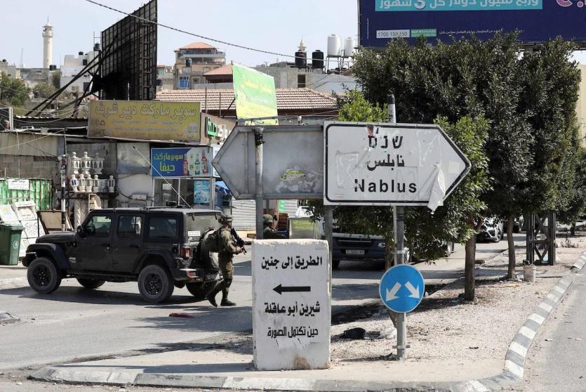 قوات الاحتلال تشدد قيودها على مدينة نابلس