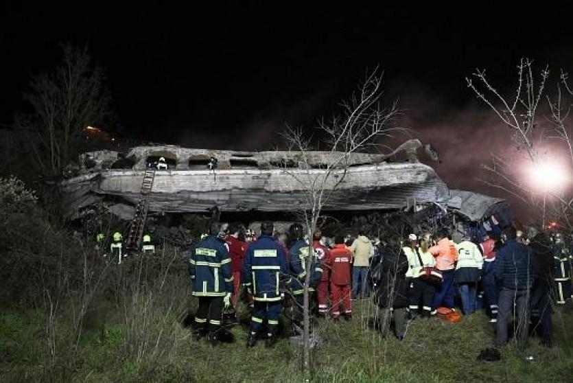 حادث تصادم بين قطارين في اليونان