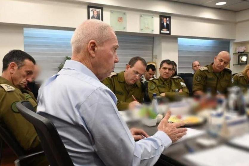  وزير الجيش الإسرائيلي يؤاف غالانت يعقد جلسة أمنية خاصة لتقييم الأوضاع