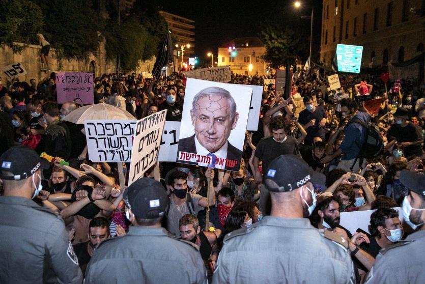 احتجاجات ضد نتنياهو وضد إضعاف القضاء