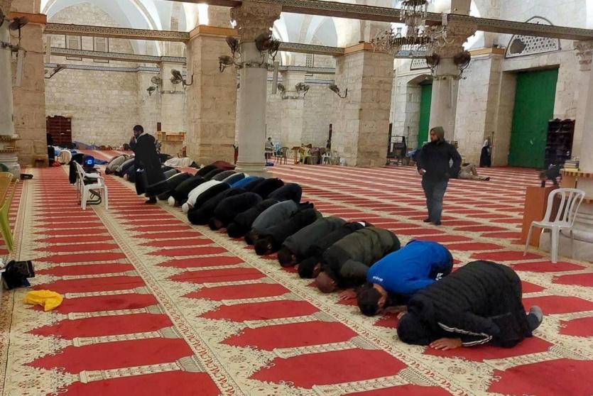 متى يبدأ الاعتكاف ومتى ينتهي