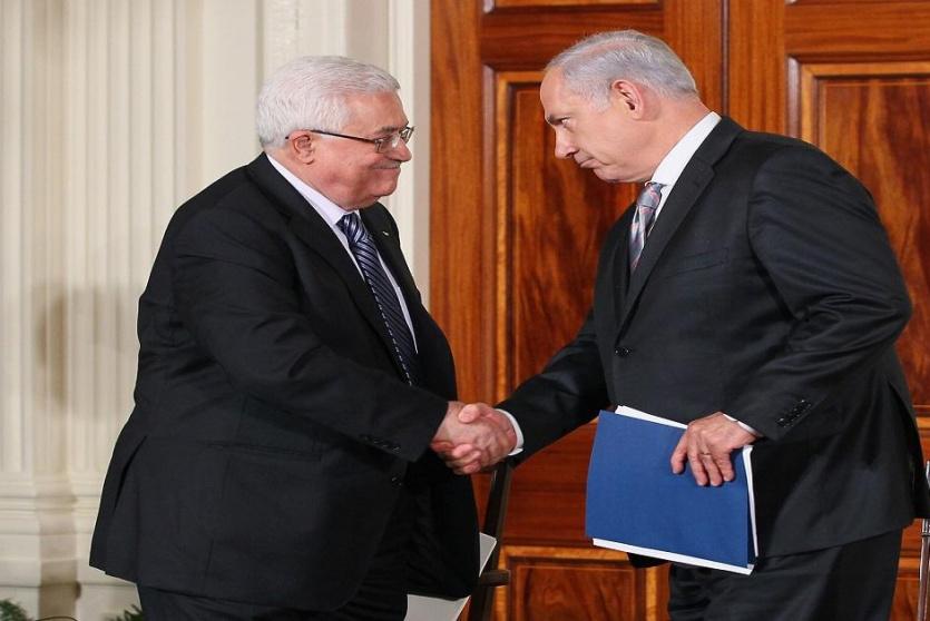 الرئيس محمود عباس في لقاء مع رئيس الحكومة الاسرائيلية بنيامين نتنياهو