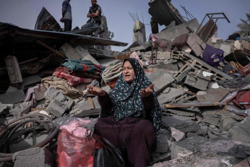 آثار قصف منزل شمال قطاع غزة- تصوير الفرنسية 