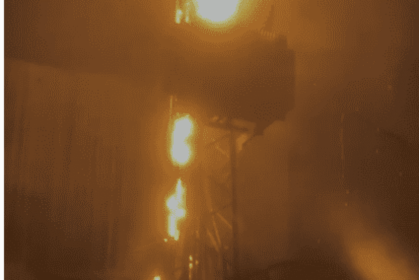 مجهولوين يحرقون محوّلا كهربائيا  في مخيم شعفاط