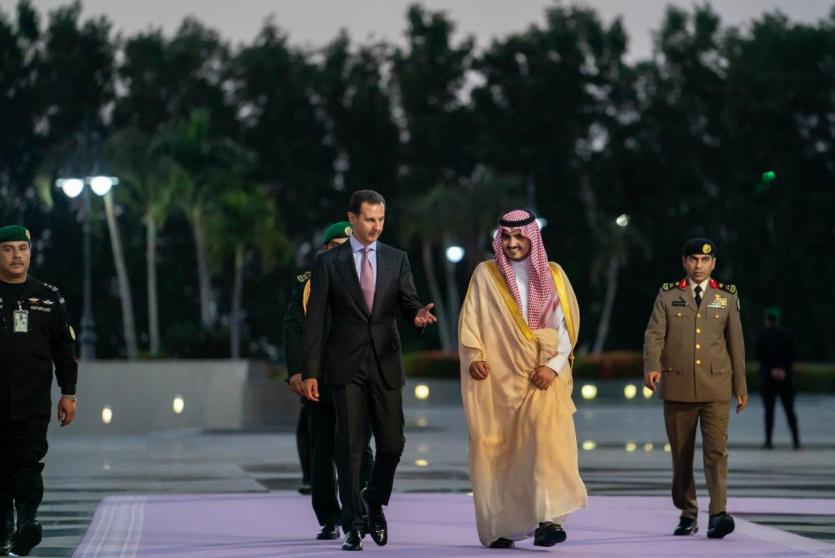 لحظة وصول الرئيس السوري، بشار الأسد مدينة جدة السعودية