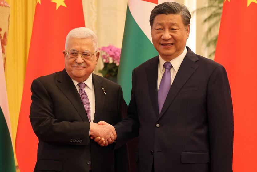 - الرئيس محمود عباس يلتقي مع رئيس جمهورية الصين 