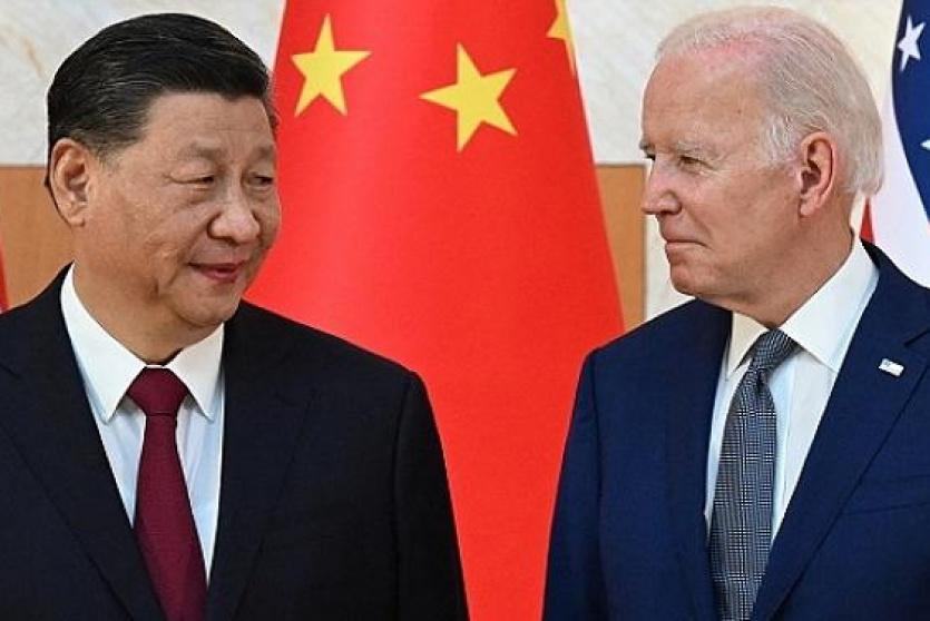 الرئيس الأمريكي جو بايدن ونظيره الصيني شي جين بينغ