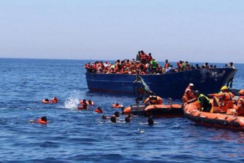 غرق مركب مهاجرين - ارشيف